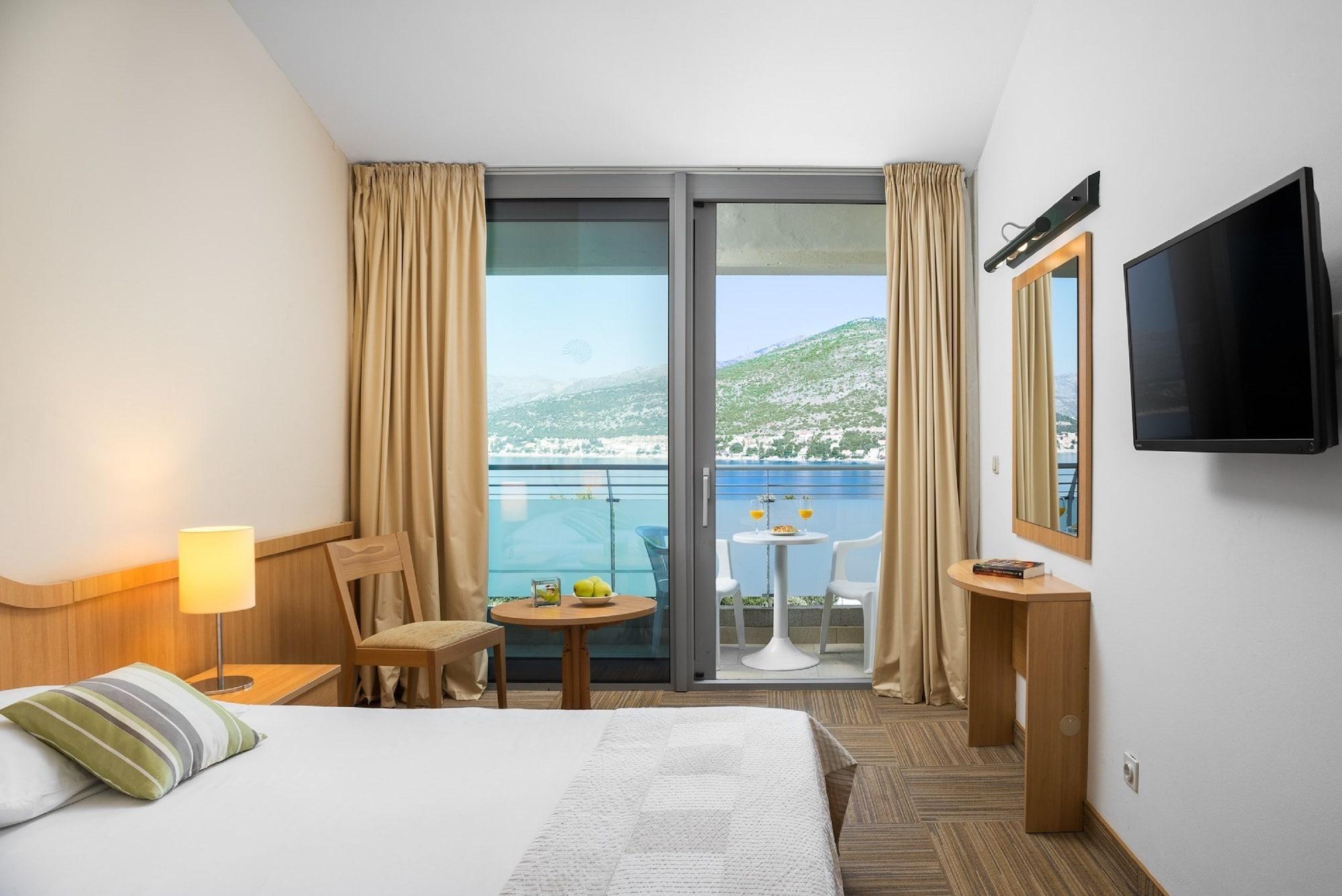 Hotel Sunny By Valamar