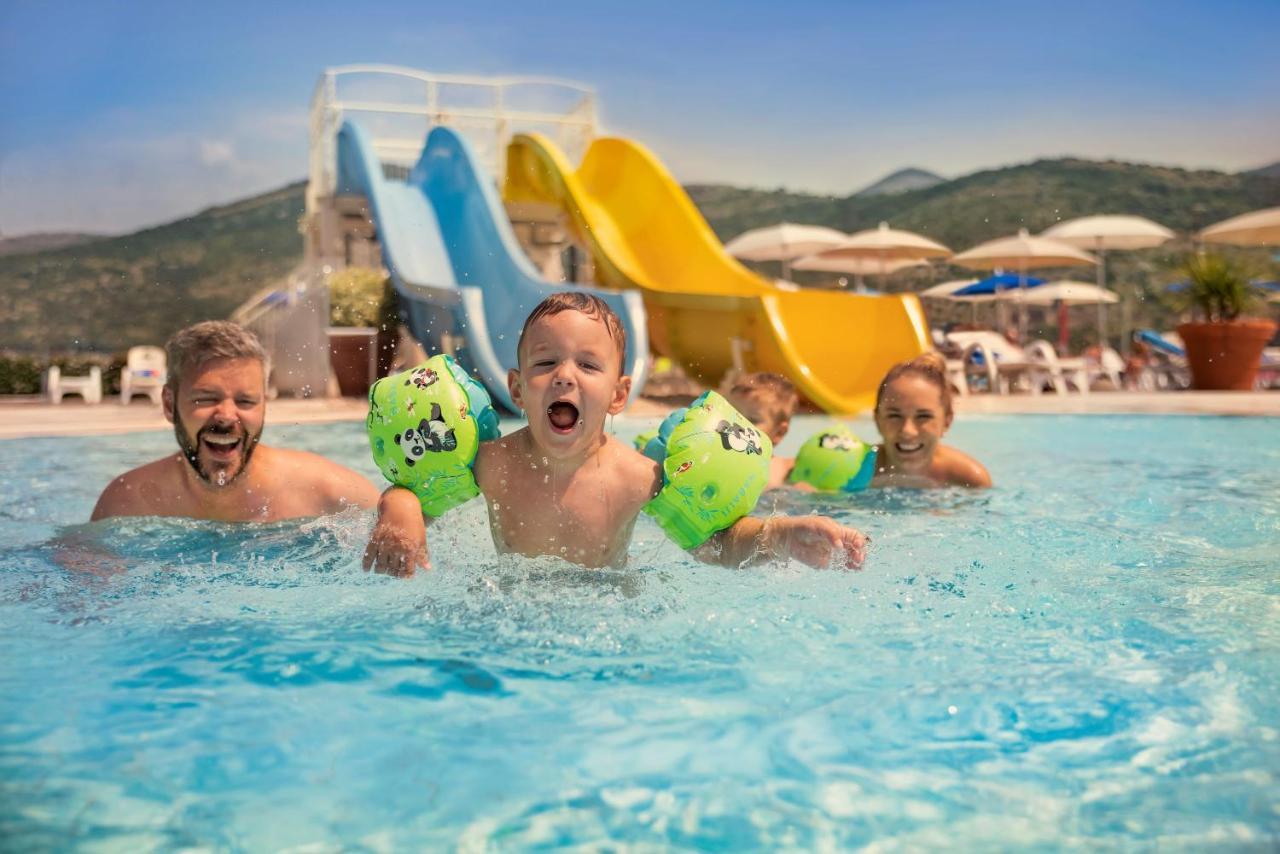 Hotel Sunny By Valamar